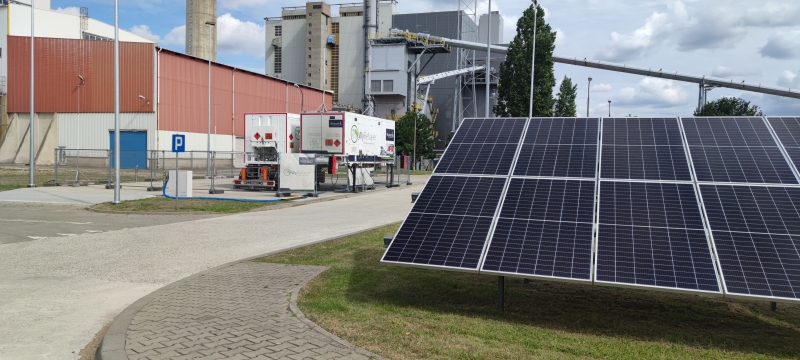 Hydrogen refueling station - PAK Serwis